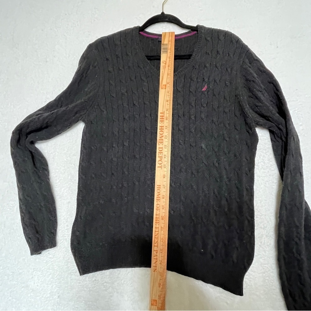 Nautica XL Charcoal Cable Knit V-Neck Sweater Purple/Pink Logo Preppy - Picture 8 of 9